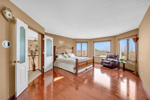 10409 Hamptons Boulevard Nw, Calgary, AB - Indoor Photo Showing Bedroom