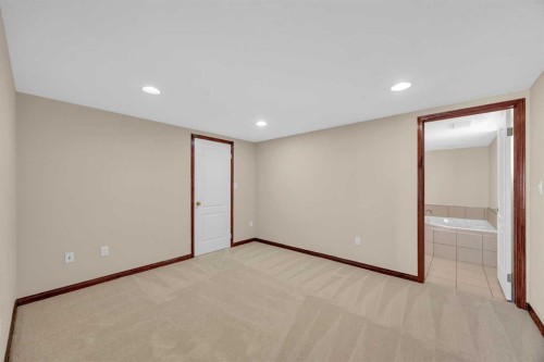 10409 Hamptons Boulevard Nw, Calgary, AB - Indoor Photo Showing Other Room