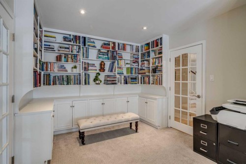 3920 Crestview Road Sw, Calgary, AB - Indoor