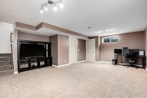 2 Everridge Villas Sw, Calgary, AB - Indoor