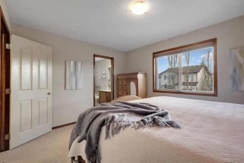 184 Brightondale Parade Se, Calgary, AB - Indoor Photo Showing Bedroom