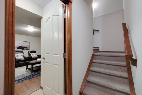 184 Brightondale Parade Se, Calgary, AB - Indoor Photo Showing Other Room
