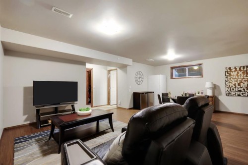 184 Brightondale Parade Se, Calgary, AB - Indoor