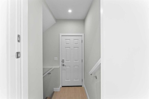 919 Walgrove Boulevard Se, Calgary, AB - Indoor Photo Showing Other Room