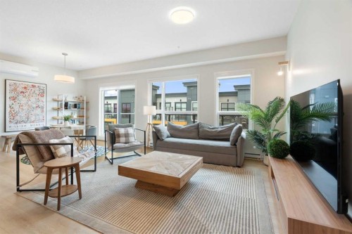 6412-20295 Seton Way Se, Calgary, AB - Indoor Photo Showing Living Room