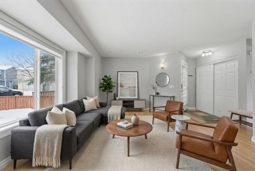 43 Martindale Court Ne, Calgary, AB - Indoor Photo Showing Living Room