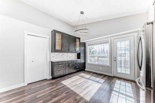 61 Citadel Hills Circle Nw, Calgary, AB - Indoor Photo Showing Other Room