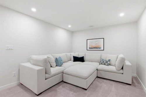 316 Sundown View, Cochrane, AB - Indoor