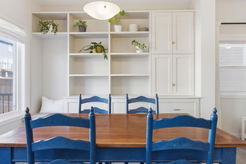 316 Sundown View, Cochrane, AB - Indoor Photo Showing Bedroom