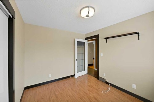 480 Midridge Drive Se, Calgary, AB - Indoor Photo Showing Other Room