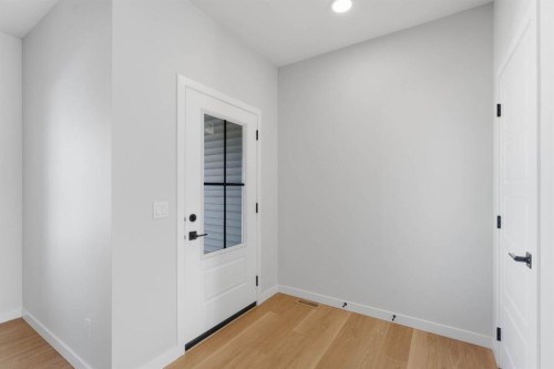 176 Lawson Lane SE Airdrie, AB T4A 3P3