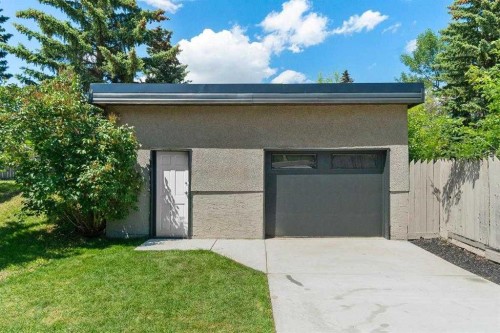 6420 26 Avenue Ne, Calgary, AB - Outdoor
