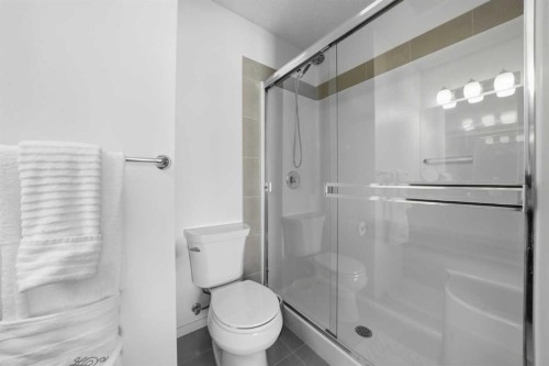 189 Mahogany Drive, Calgary, AB - Indoor Photo Showing Bathroom