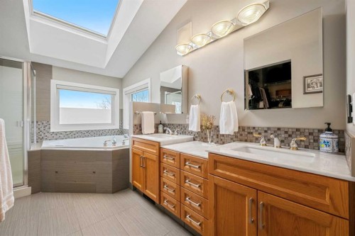 50 Chapala Crescent Se, Calgary, AB - Indoor Photo Showing Bathroom