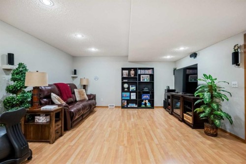 50 Chapala Crescent Se, Calgary, AB - Indoor