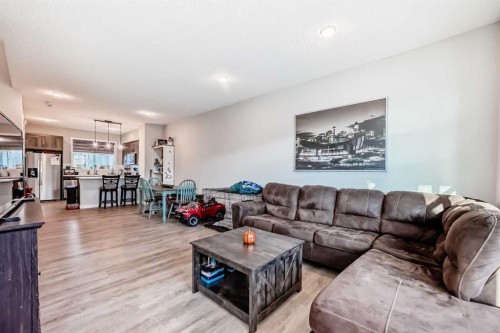 7468 202 Avenue Se, Calgary, AB - Indoor Photo Showing Living Room