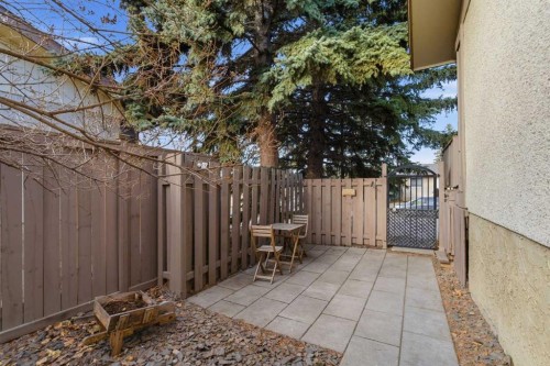 6137 Maddock Drive Ne, Calgary, AB - Outdoor With Exterior