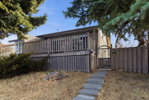 6137 Maddock Drive Ne, Calgary, AB - Outdoor