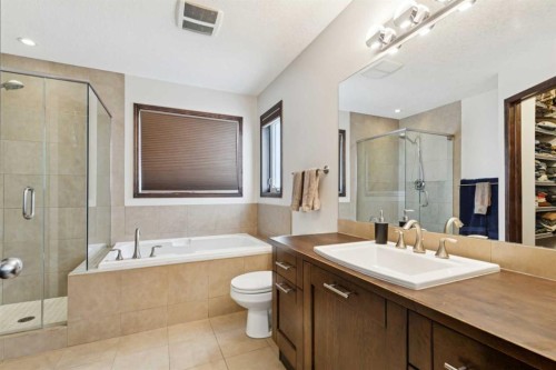 69 Elgin Meadows Manor Se, Calgary, AB - Indoor Photo Showing Bathroom