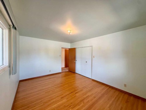 151 Fielding Drive Se, Calgary, AB - Indoor Photo Showing Other Room