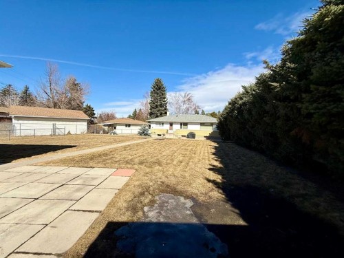 151 Fielding Drive Se, Calgary, AB - Outdoor