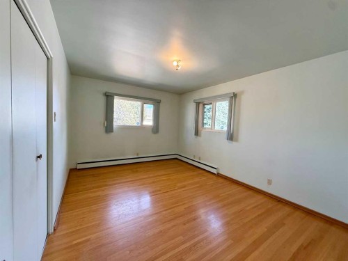 151 Fielding Drive Se, Calgary, AB - Indoor Photo Showing Other Room