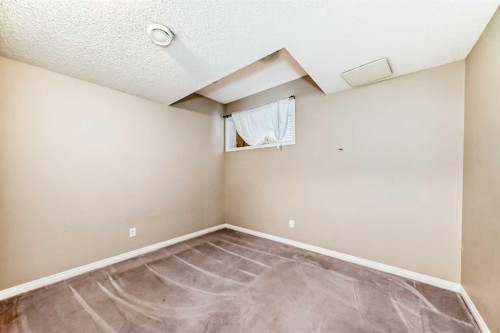 99 Skyview Shores Road, Calgary, AB - Indoor Photo Showing Other Room