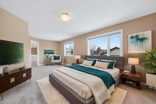 3 Hampstead Hill Nw, Calgary, AB - Indoor Photo Showing Bedroom