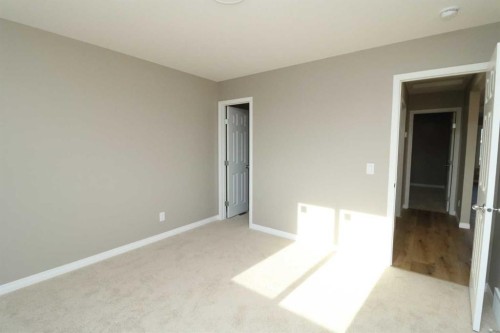 443 Henricks Drive, Irricana, AB - Indoor Photo Showing Other Room
