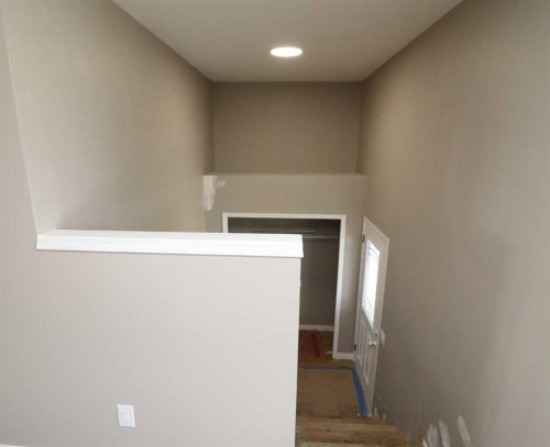 443 Henricks Drive, Irricana, AB - Indoor Photo Showing Other Room