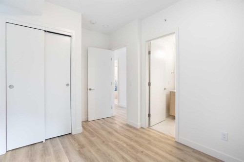 214-730 2Nd Avenue Sw, Calgary, AB - Indoor Photo Showing Other Room