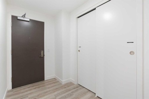214-730 2Nd Avenue Sw, Calgary, AB - Indoor Photo Showing Other Room