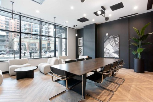 214-730 2Nd Avenue Sw, Calgary, AB - Indoor Photo Showing Dining Room