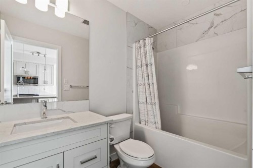 407-300 Auburn Meadows Common Se, Calgary, AB - Indoor Photo Showing Bathroom