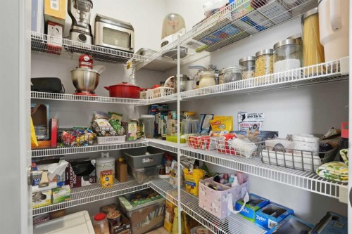 71 Masters Manor Se, Calgary, AB - Indoor With Storage