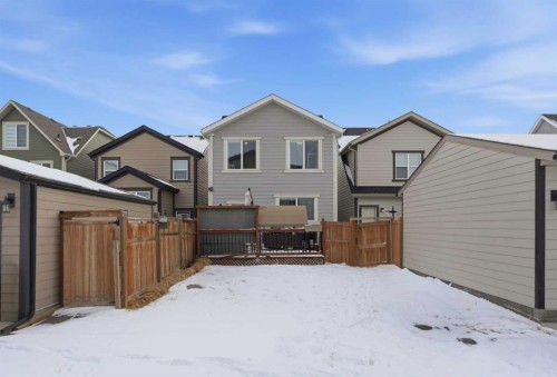 71 Masters Manor Se, Calgary, AB - Outdoor