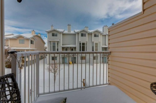 318 Hawkstone Manor Nw, Calgary, AB - Outdoor With Exterior