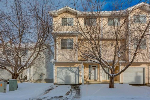 318 Hawkstone Manor Nw, Calgary, AB - Outdoor