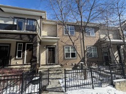 947 Mckenzie Towne Manor SE Calgary, AB T2Z 1E1