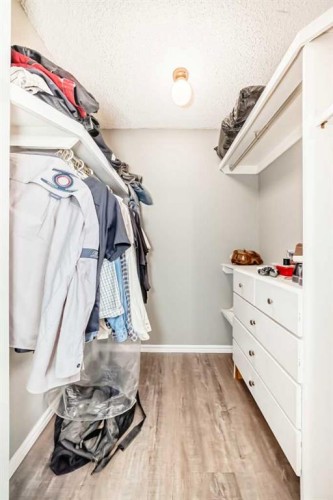 148 Huntridge Road Ne, Calgary, AB - Indoor With Storage