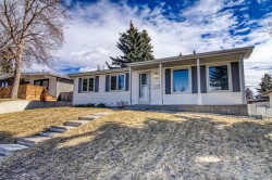 5820 Dalton Drive NW Calgary, AB T3A 1C6