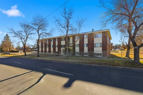 103-231 64 Avenue Nw, Calgary, AB - Outdoor
