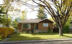 1415 43 Street SW Calgary, AB T3C 2A3