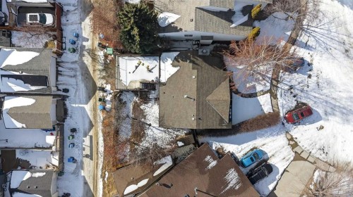 100 Strathcona Close Sw, Calgary, AB - Outdoor