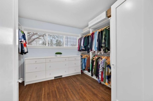 8027 Elbow Drive Sw, Calgary, AB - Indoor With Storage