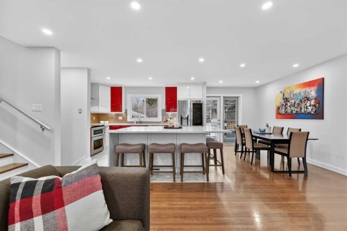 8027 Elbow Drive Sw, Calgary, AB - Indoor