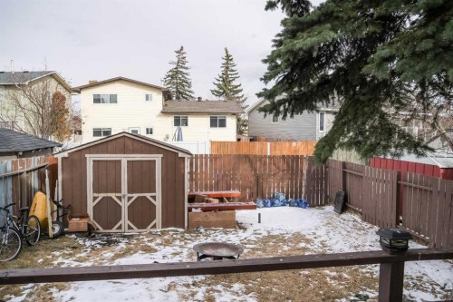 52 Templeby Way Ne, Calgary, AB - Outdoor