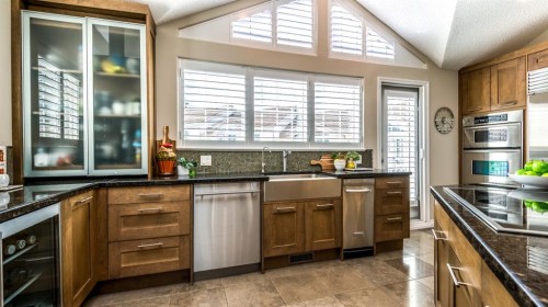 904 Patterson View Sw, Calgary, AB - Indoor Photo Showing Kitchen