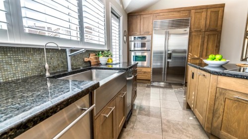 904 Patterson View Sw, Calgary, AB - Indoor Photo Showing Kitchen With Stainless Steel Kitchen With Upgraded Kitchen