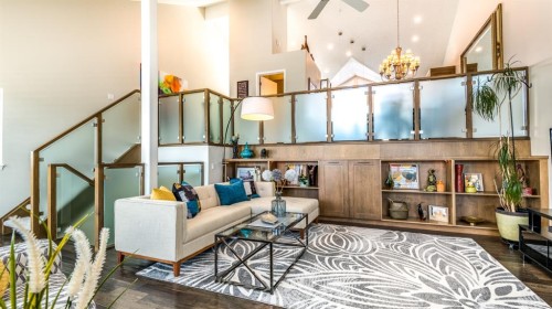 904 Patterson View Sw, Calgary, AB - Indoor Photo Showing Other Room